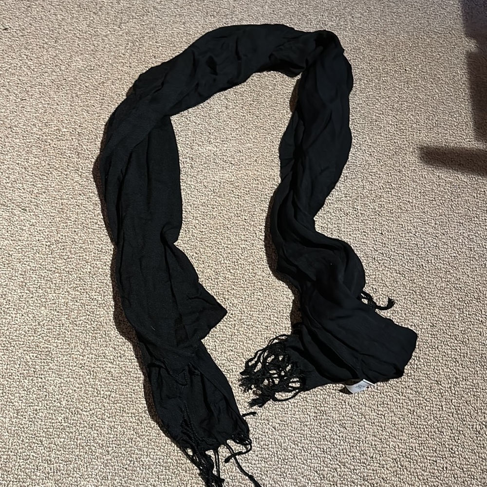 Scarf - Picture 4 of 4